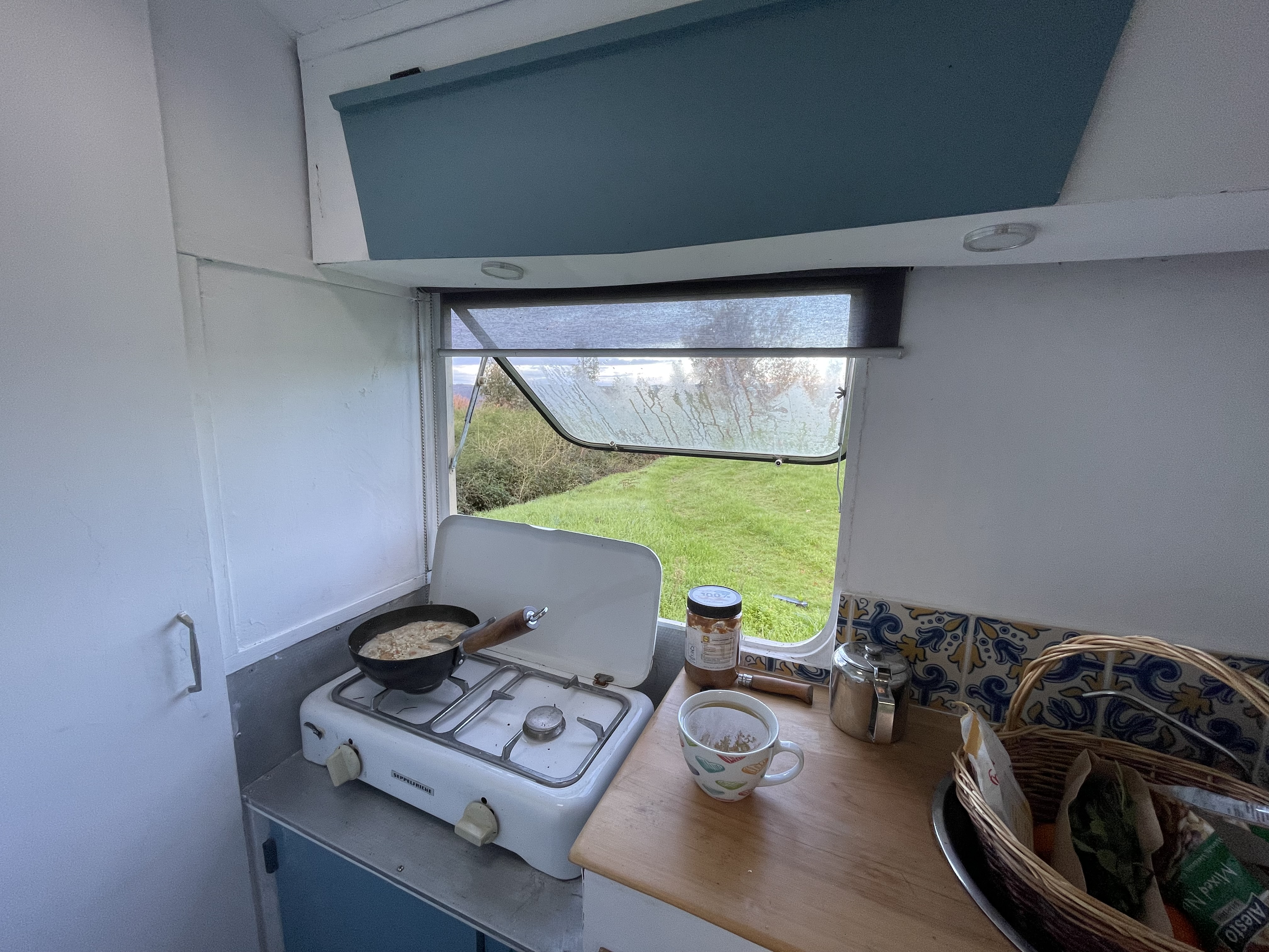 Caravan_Kitchen
